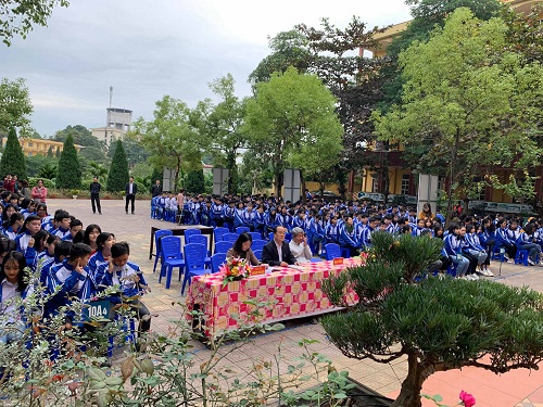 TRƯỜNG THPT NGUYỄN TẤT THÀNH TỔNG KẾT THI ĐUA THÁNG 11 NĂM HỌC 2019 - 2020