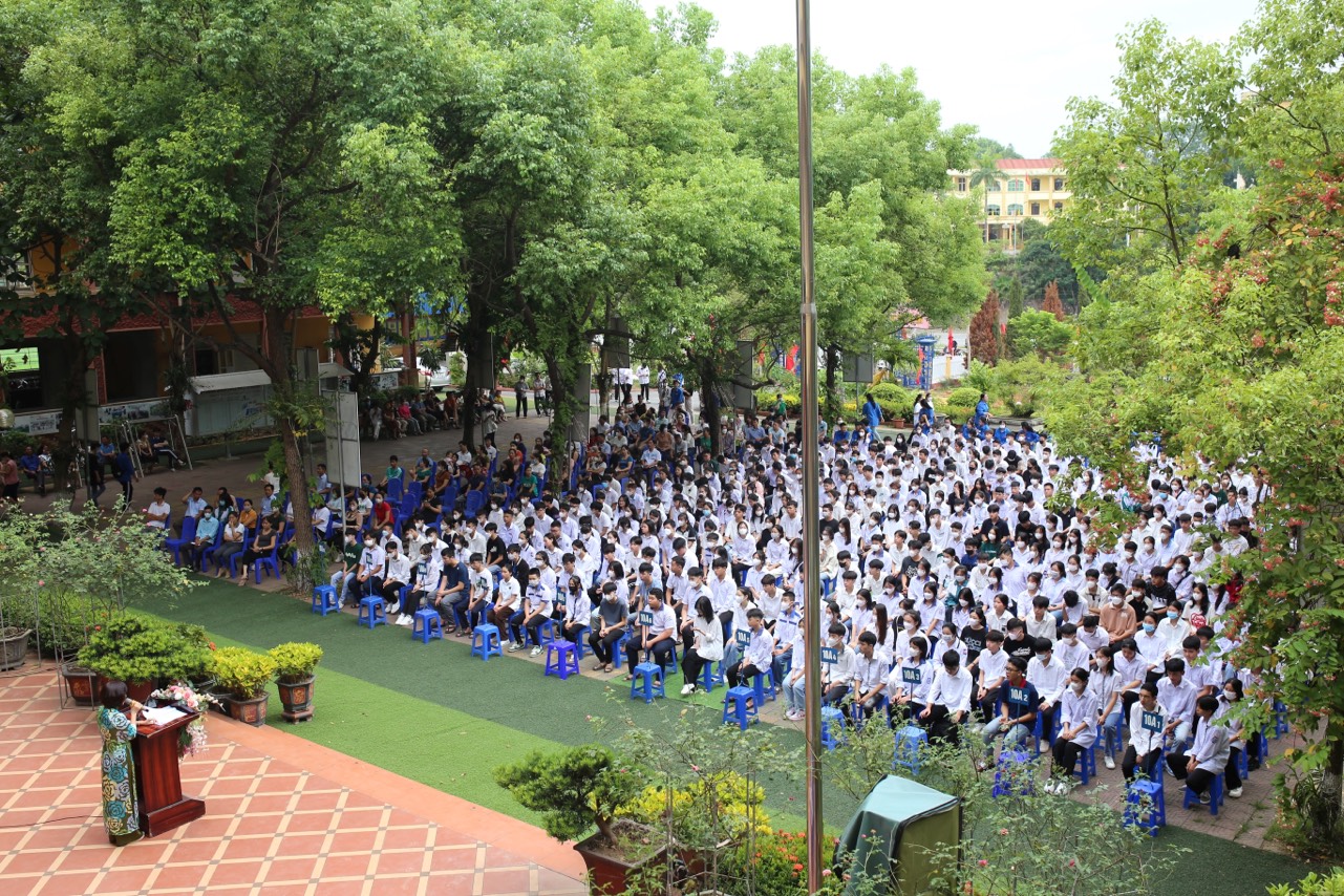 WELCOME BACK TO SCHOOL - CHÀO ĐÓN TÂN HỌC SINH KHỐI 10 NĂM HỌC 2023 – 2024